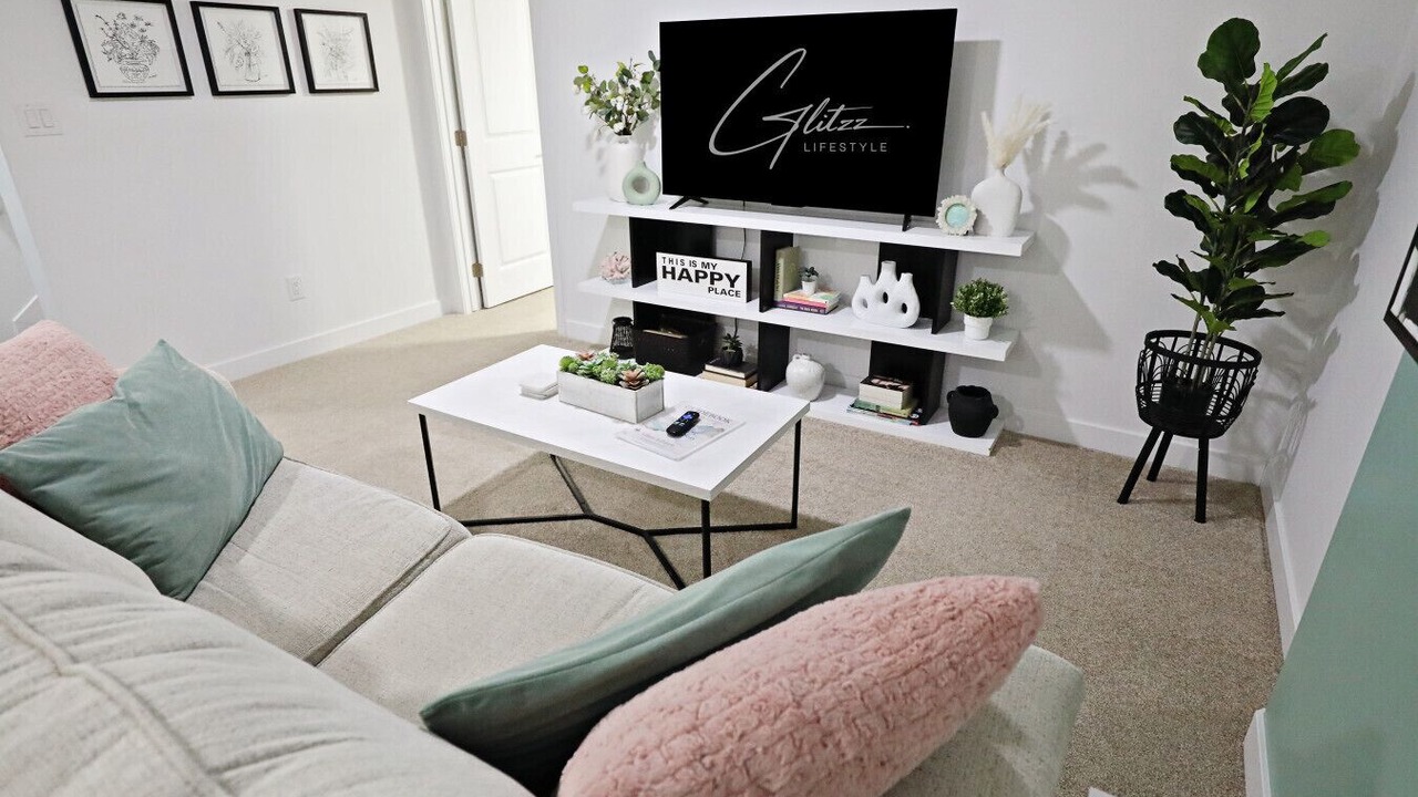 Photo of Livingroom in Southwest Edmonton