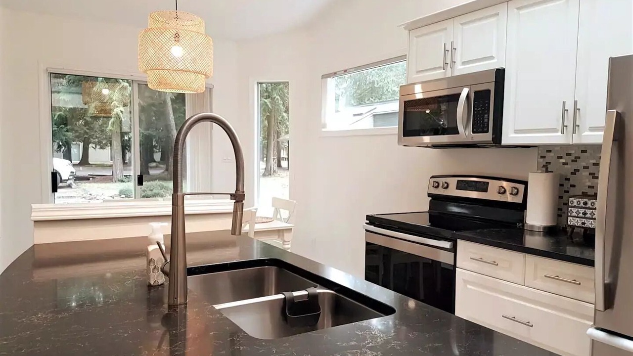 Photo of Kitchen in Regional District of Nanaimo
