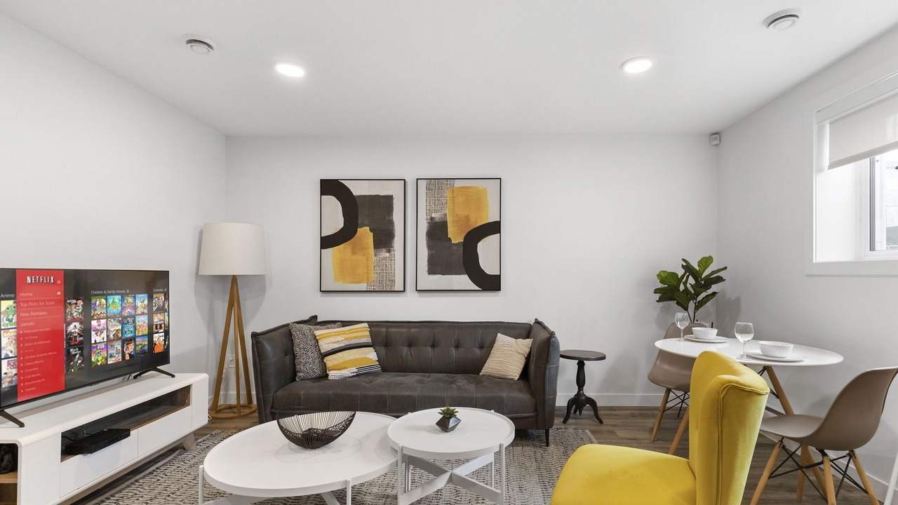 Photo of Livingroom in Jasper Place