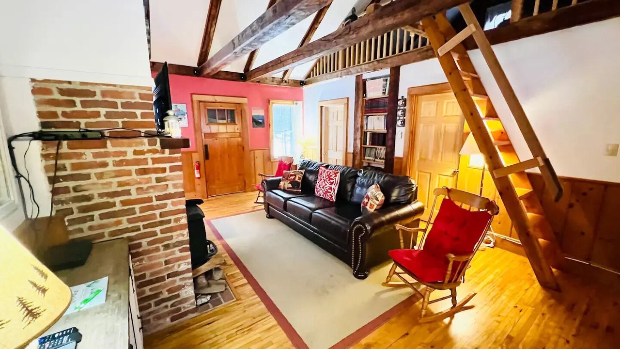 Photo of Livingroom in Chatham