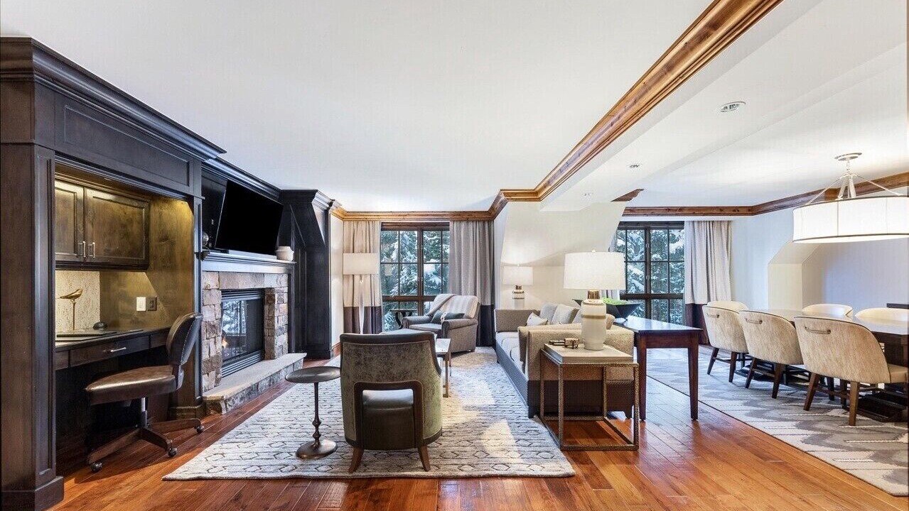 Photo of Livingroom in Downtown