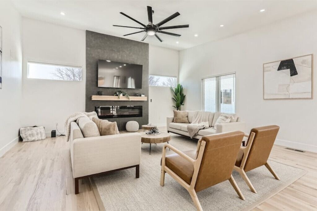 Photo of Livingroom in Littleton