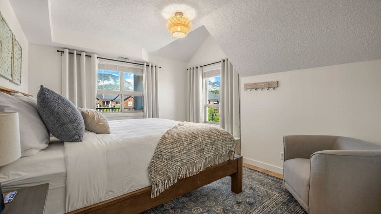 Photo of Bedroom in East Kootenay