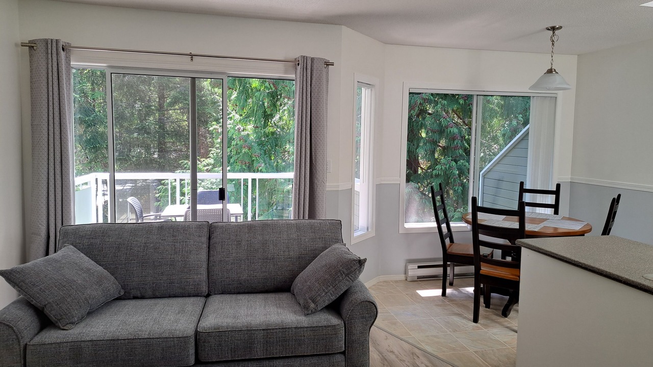 Photo of Livingroom in Regional District of Nanaimo