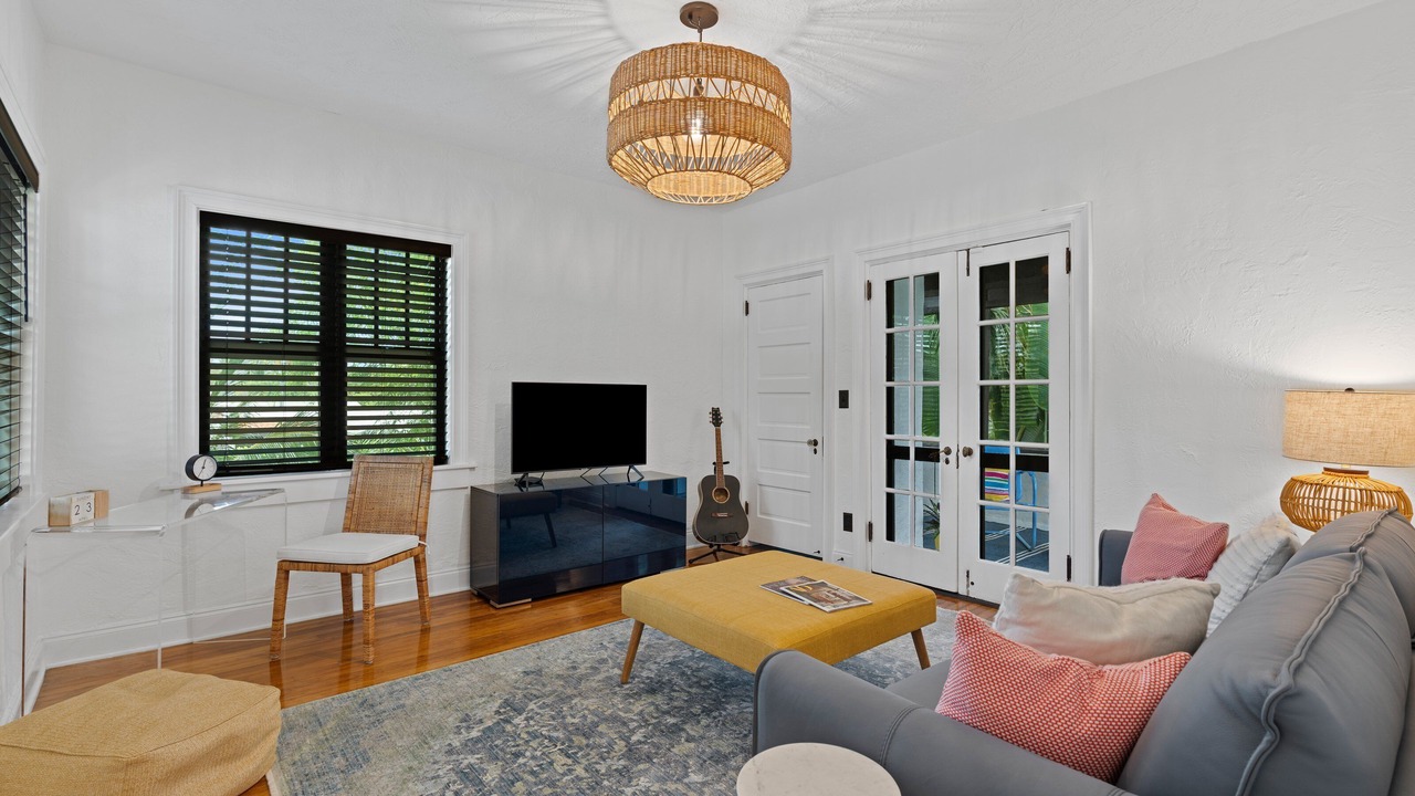 Photo of Livingroom in Sunshine Park