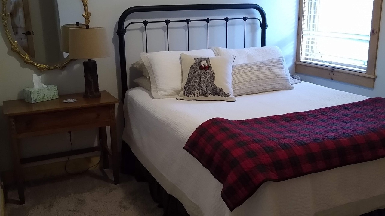 Photo of Bedroom in Winter Park Highlands