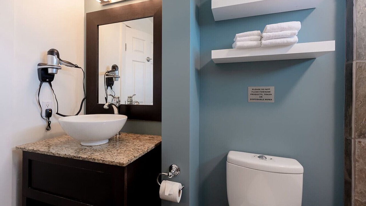 Photo of Bathroom in Regional District of Nanaimo