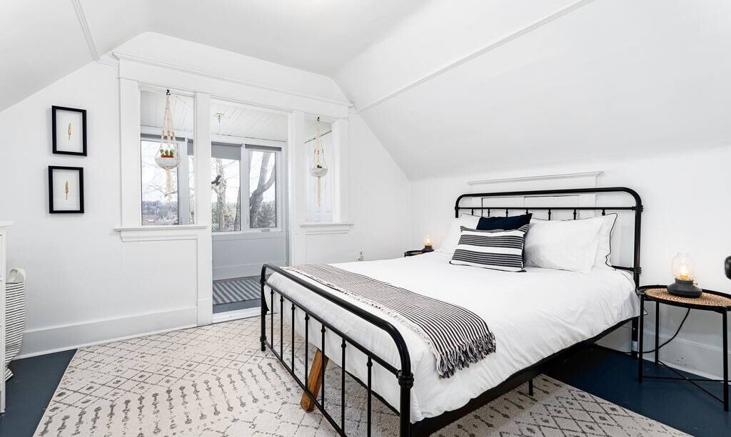 Photo of Bedroom in North Central Edmonton