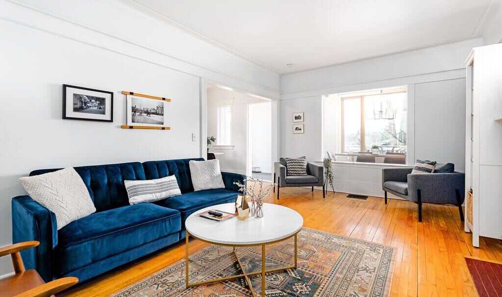 Photo of Livingroom in North Central Edmonton