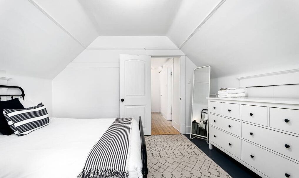 Photo of Bedroom in North Central Edmonton