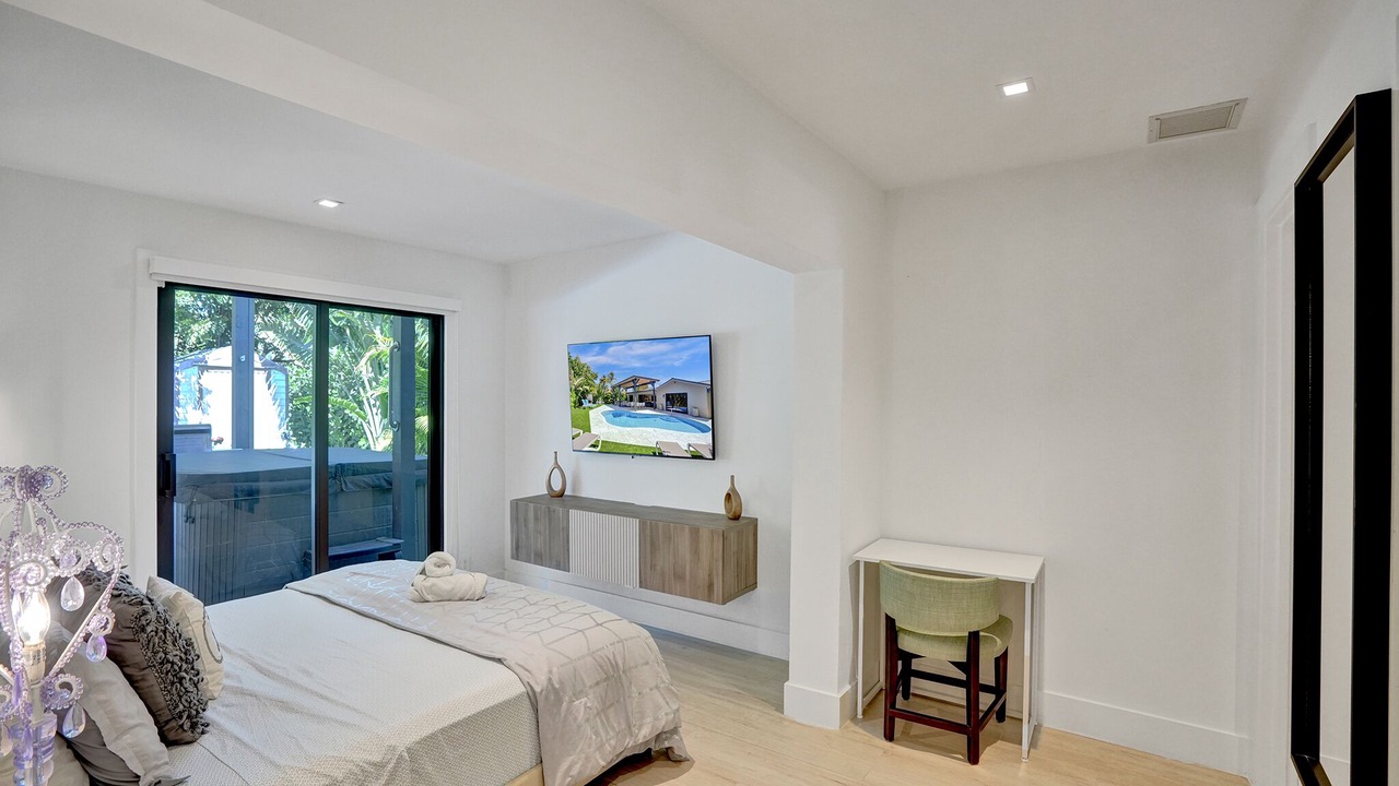 Photo of Bedroom in Boca Raton