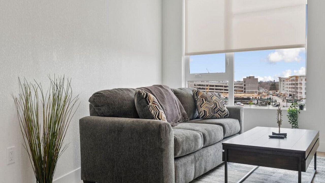 Photo of Livingroom in Aurora