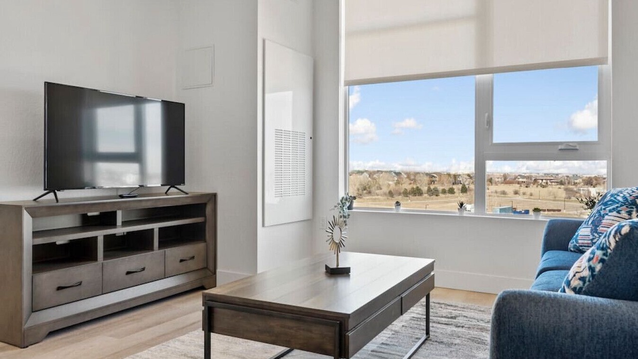 Photo of Livingroom in Aurora