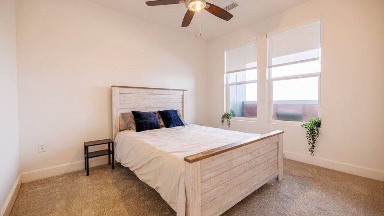 Photo of Bedroom in Ballpark