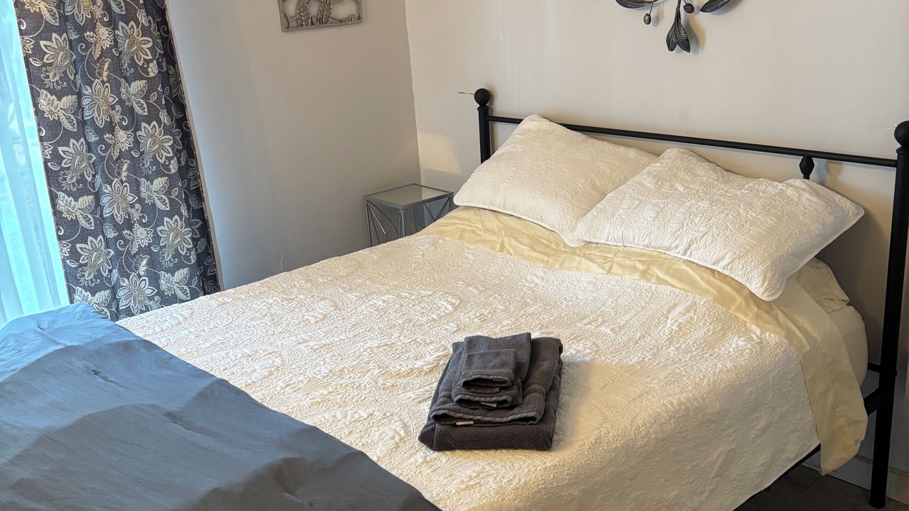 Photo of Bedroom in Crestone