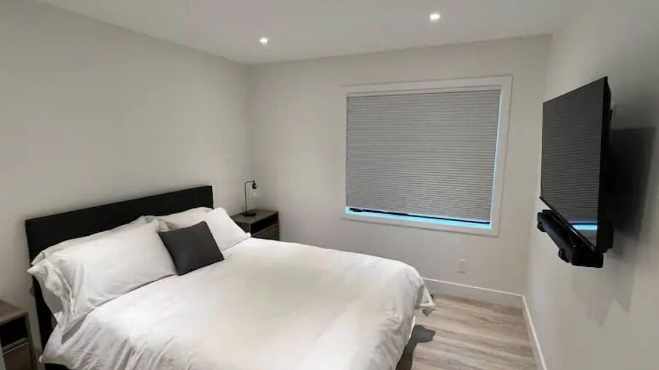 Photo of Bedroom in Campbell River