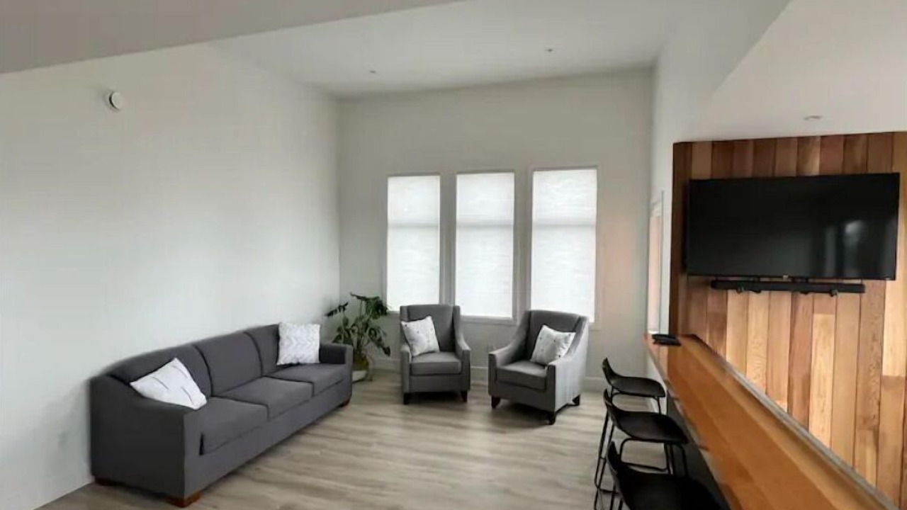 Photo of Livingroom in Campbell River
