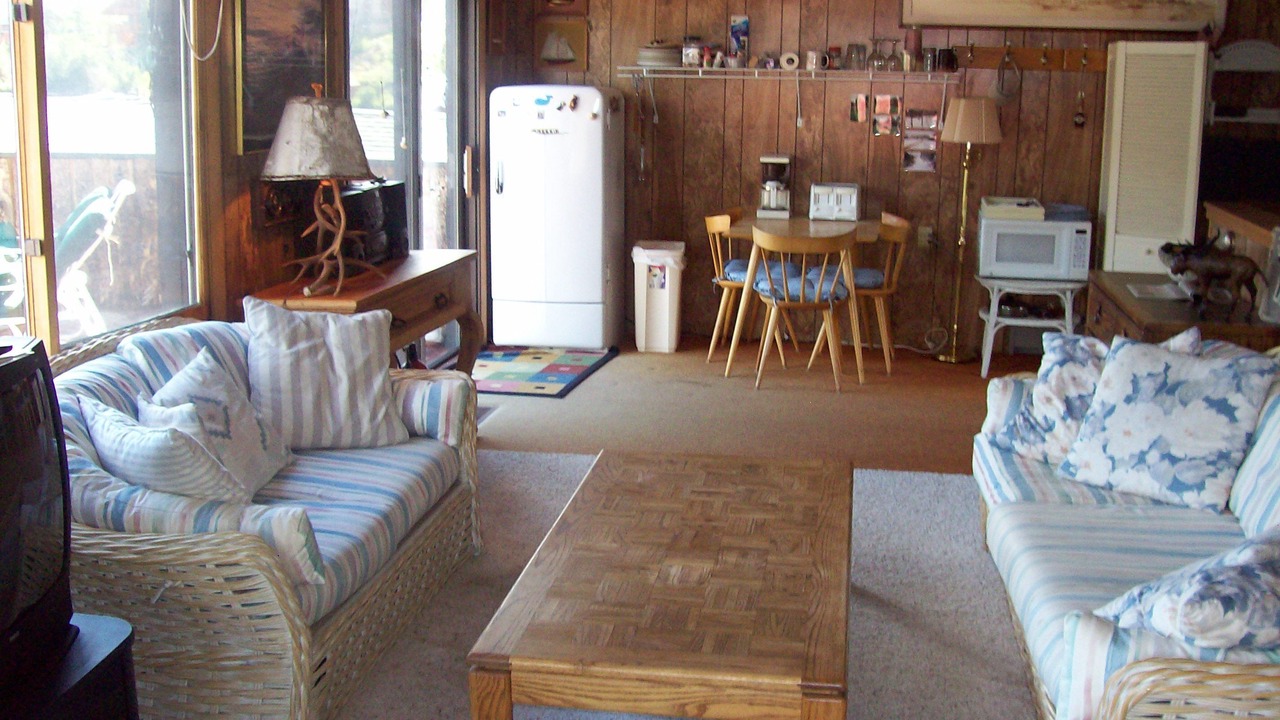Photo of Livingroom in Grand Lake