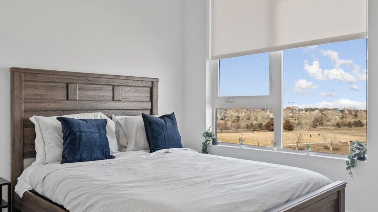 Photo of Bedroom in Aurora