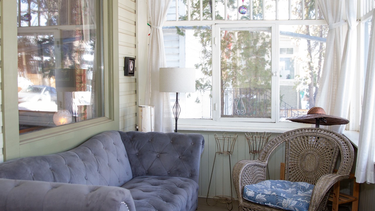 Photo of Livingroom in Saskatoon Downtown
