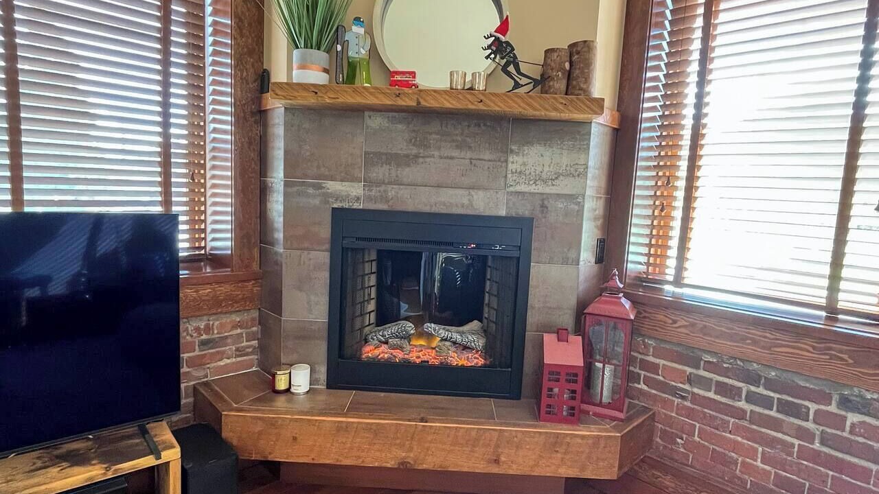 Photo of Livingroom in East Kootenay