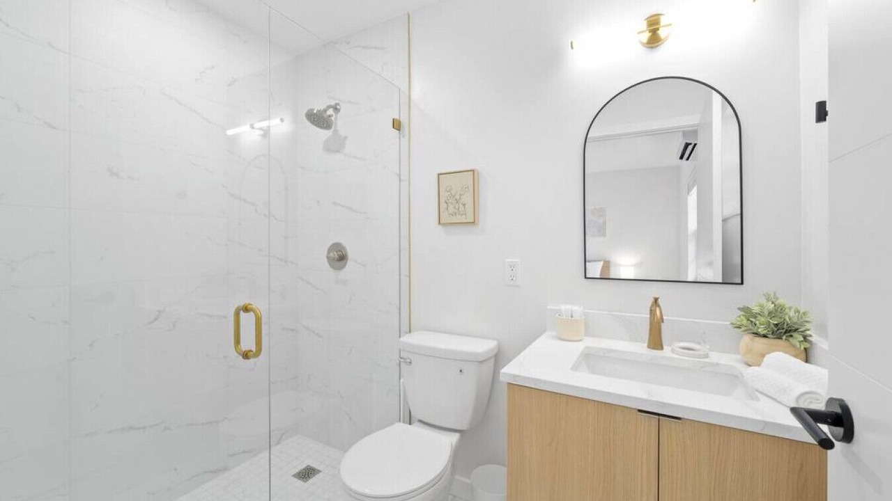 Photo of Bathroom in Parrot Cove