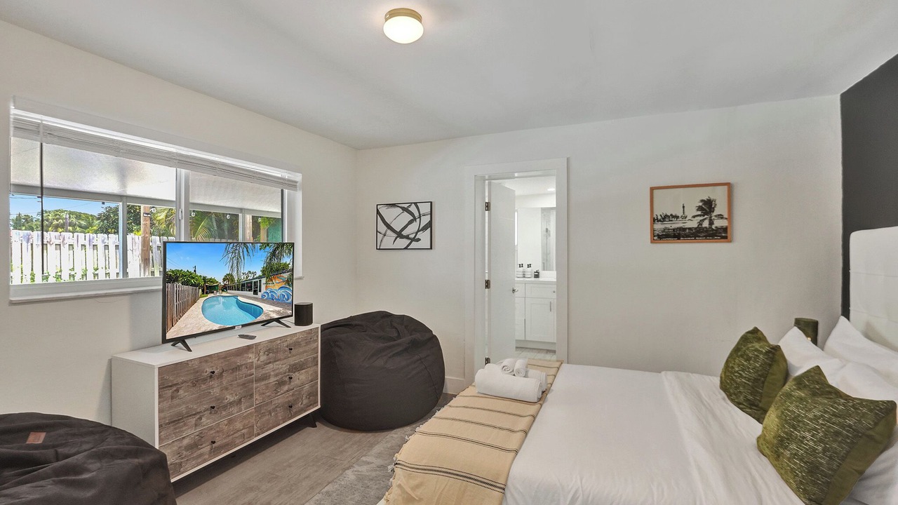 Photo of Bedroom in Pompano Beach