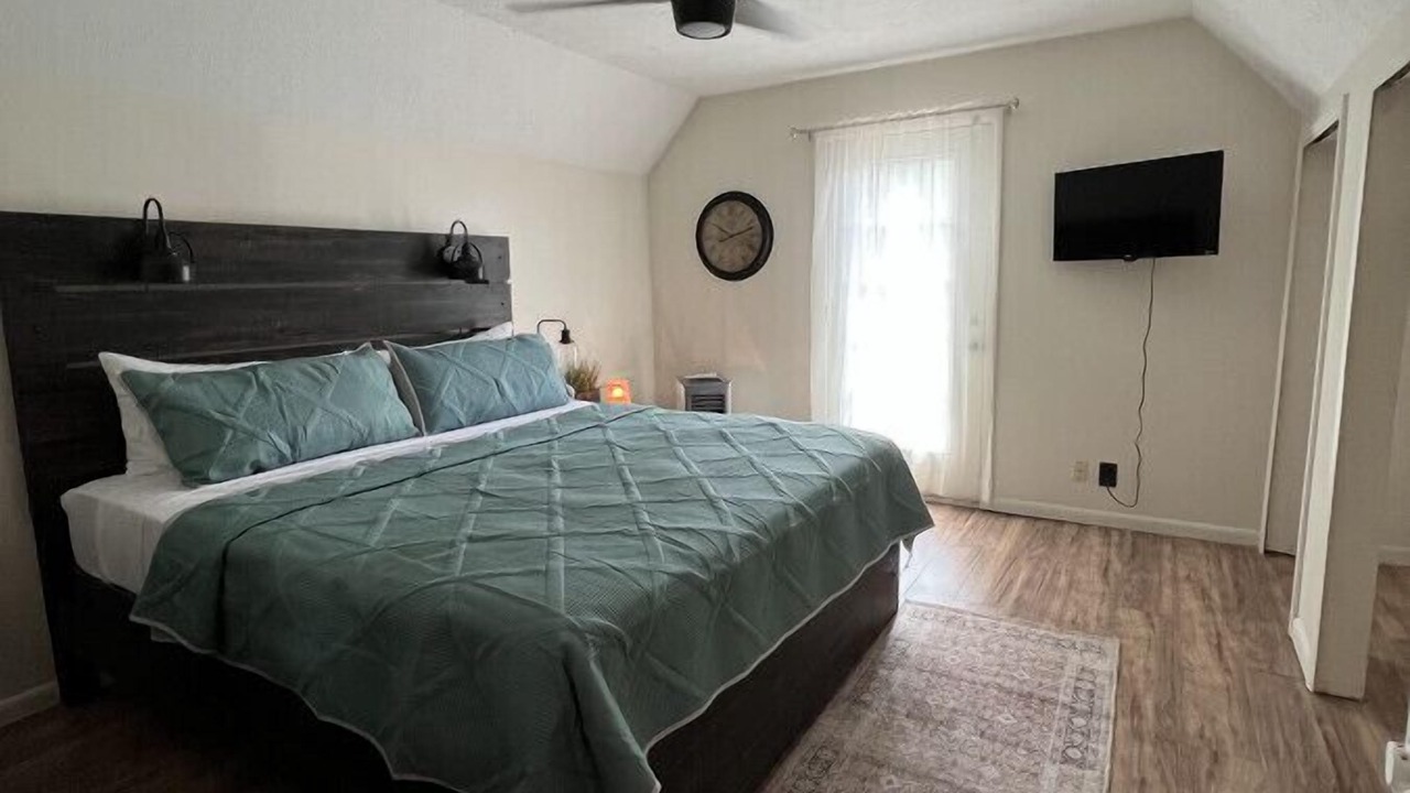 Photo of Bedroom in Chippewa Lake
