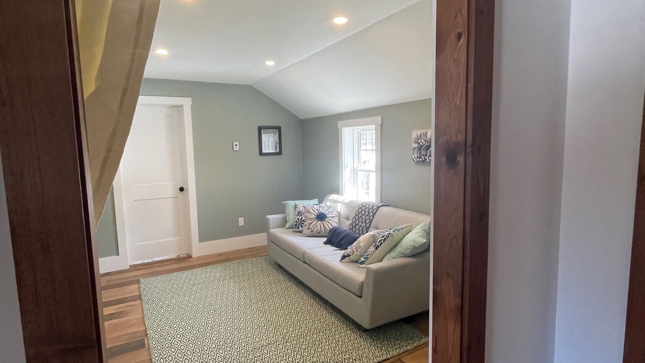Photo of Bedroom in East Burke