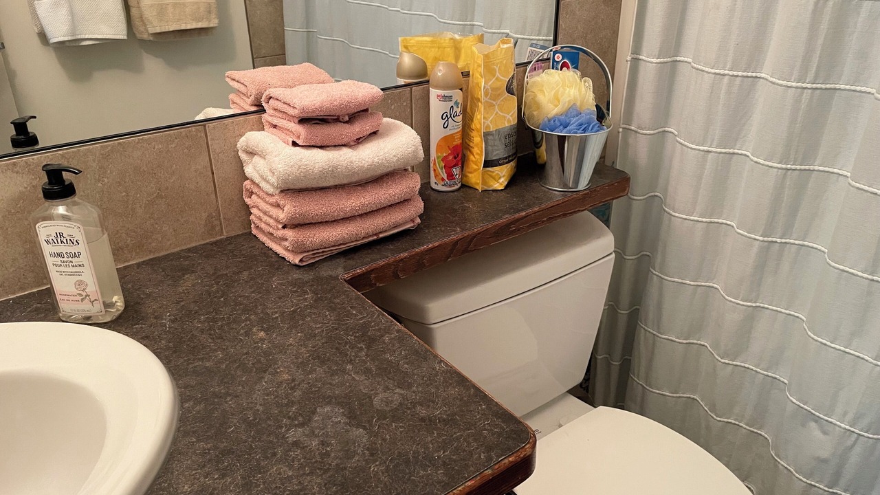 Photo of Bathroom in Sylvan Lake