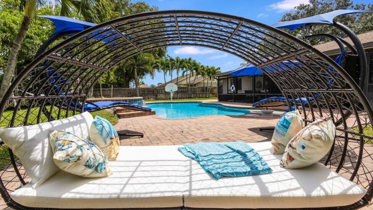 Photo of Others in Royal Palm Beach
