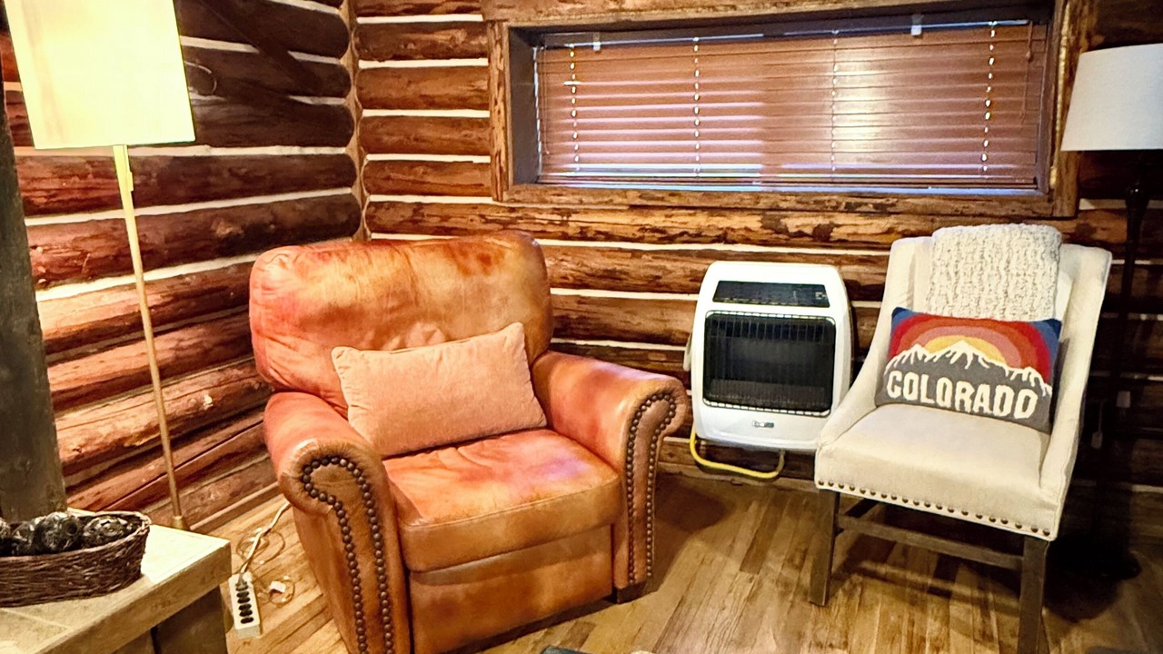 Photo of Livingroom in Lake City