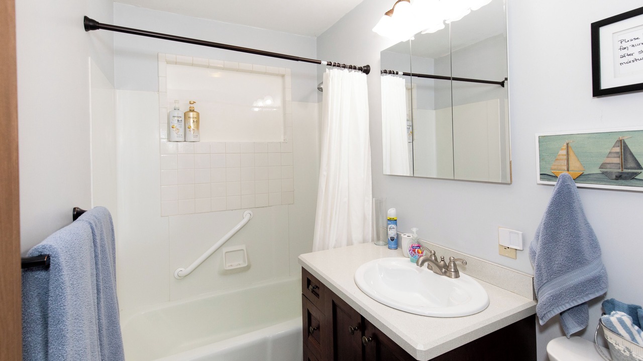 Photo of Bathroom in Vermilion