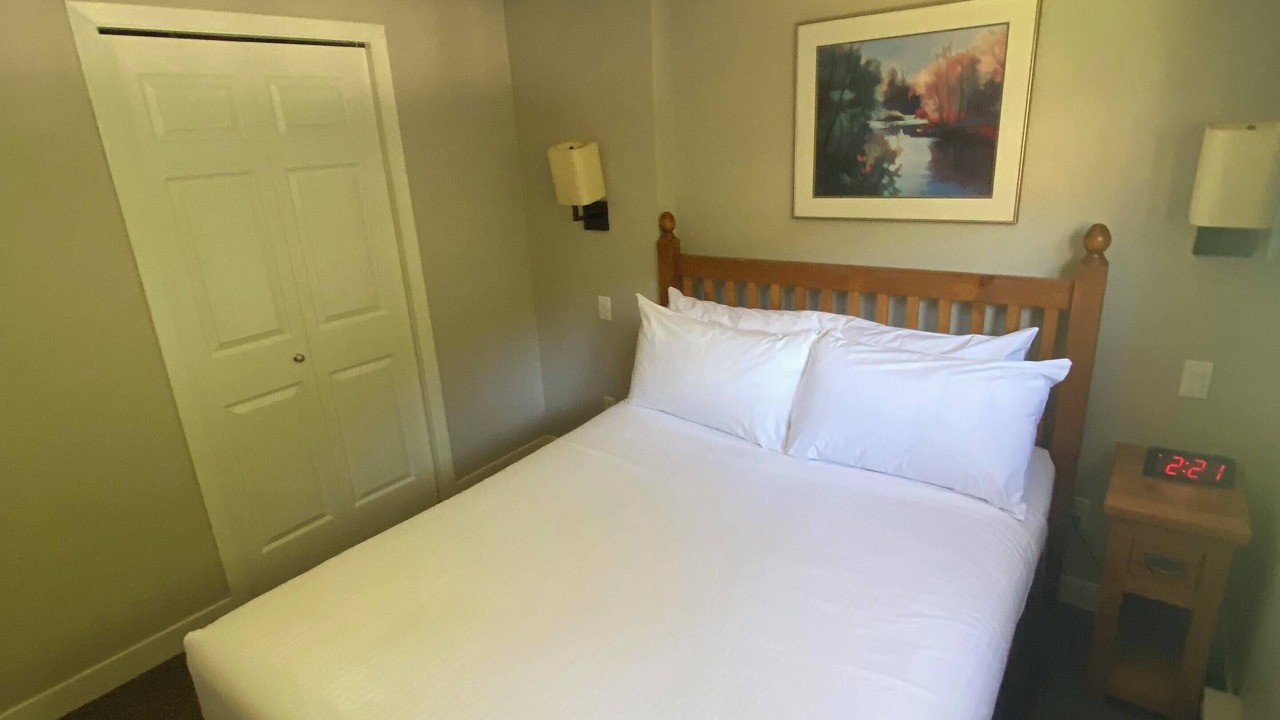 Photo of Bedroom in East Kootenay