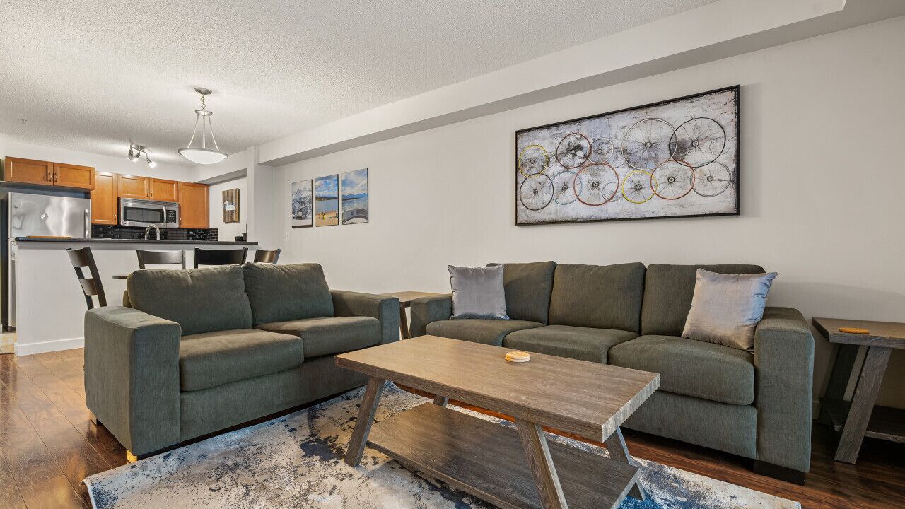 Photo of Livingroom in East Kootenay