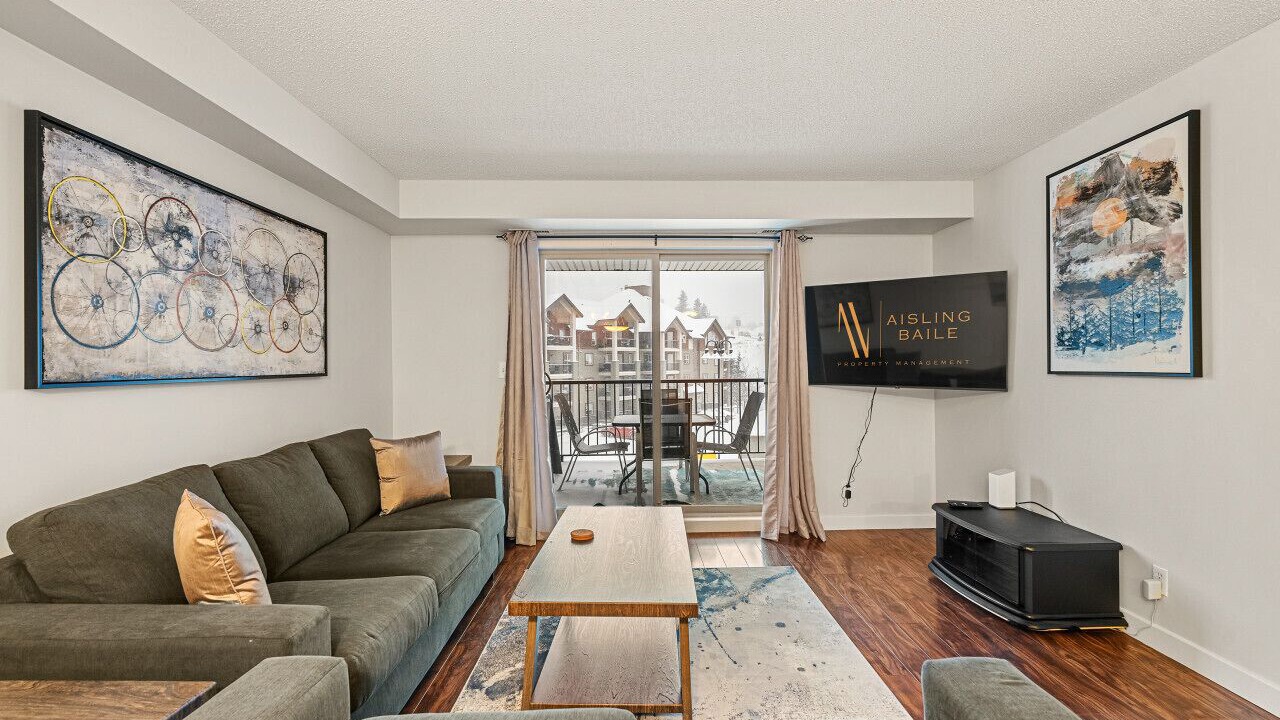 Photo of Livingroom in East Kootenay