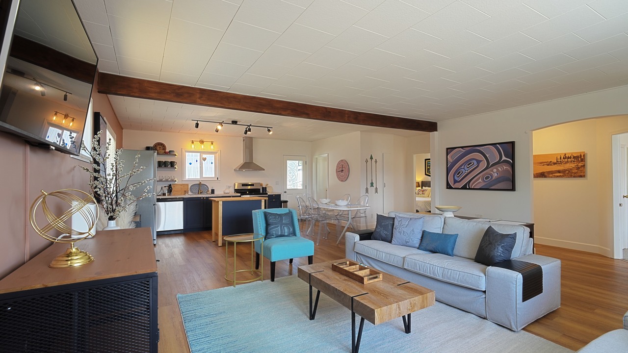 Photo of Livingroom in Comox