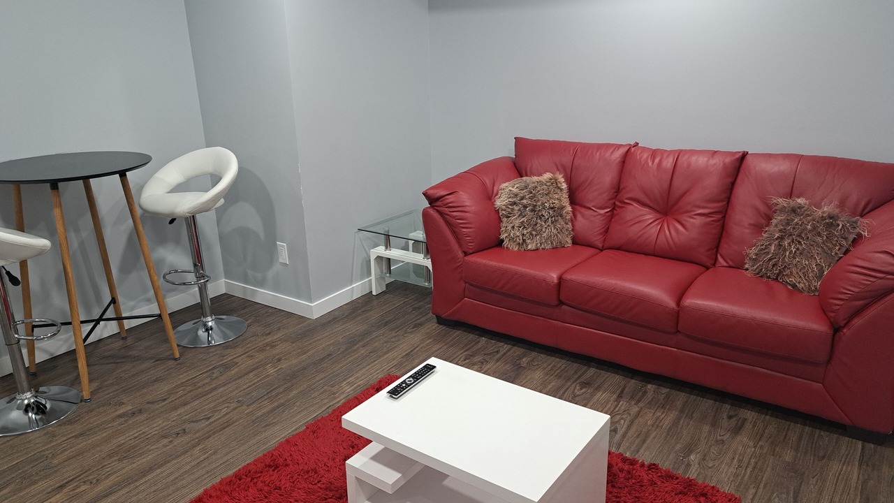 Photo of Livingroom in Southeast Edmonton
