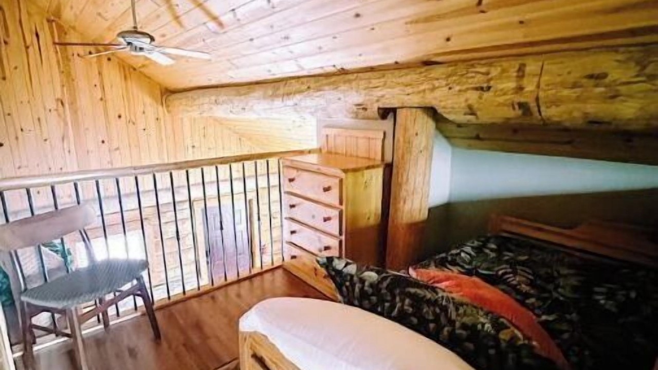 Photo of Bedroom in Lac Le Jeune