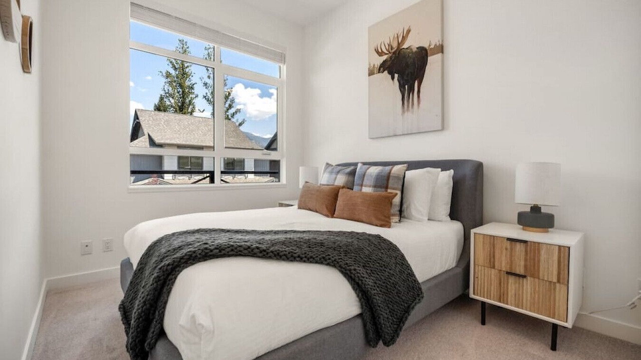 Photo of Bedroom in East Kootenay