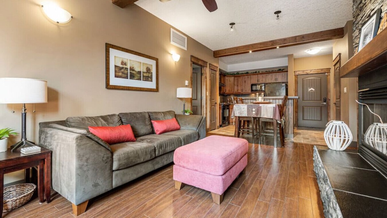 Photo of Livingroom in East Kootenay