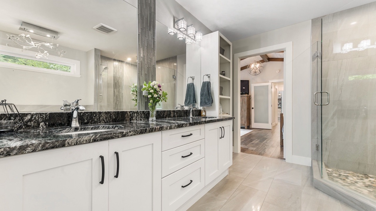 Photo of Bathroom in Hope
