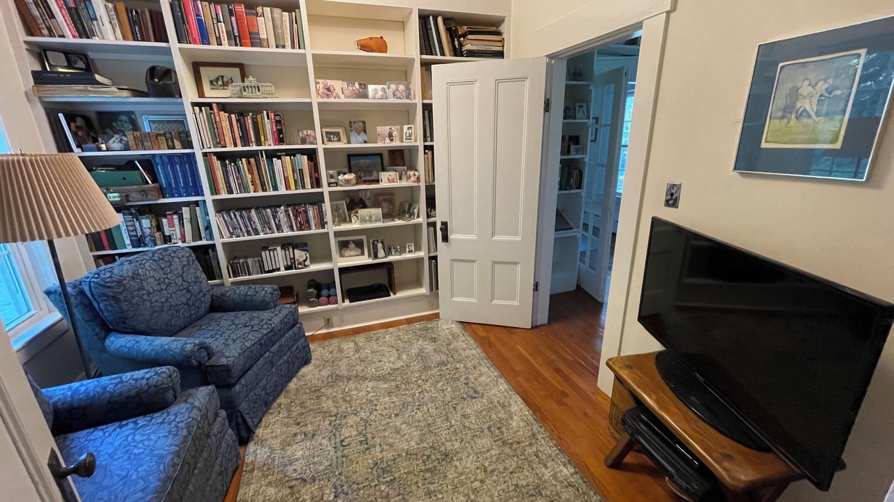 Photo of Livingroom in Jackson