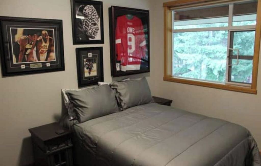 Photo of Bedroom in Courtenay