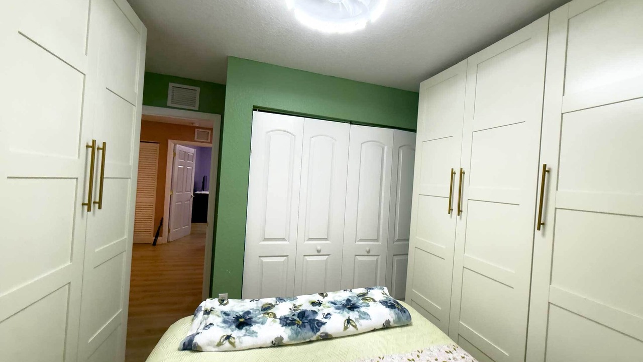 Photo of Bedroom in Deerfield Beach
