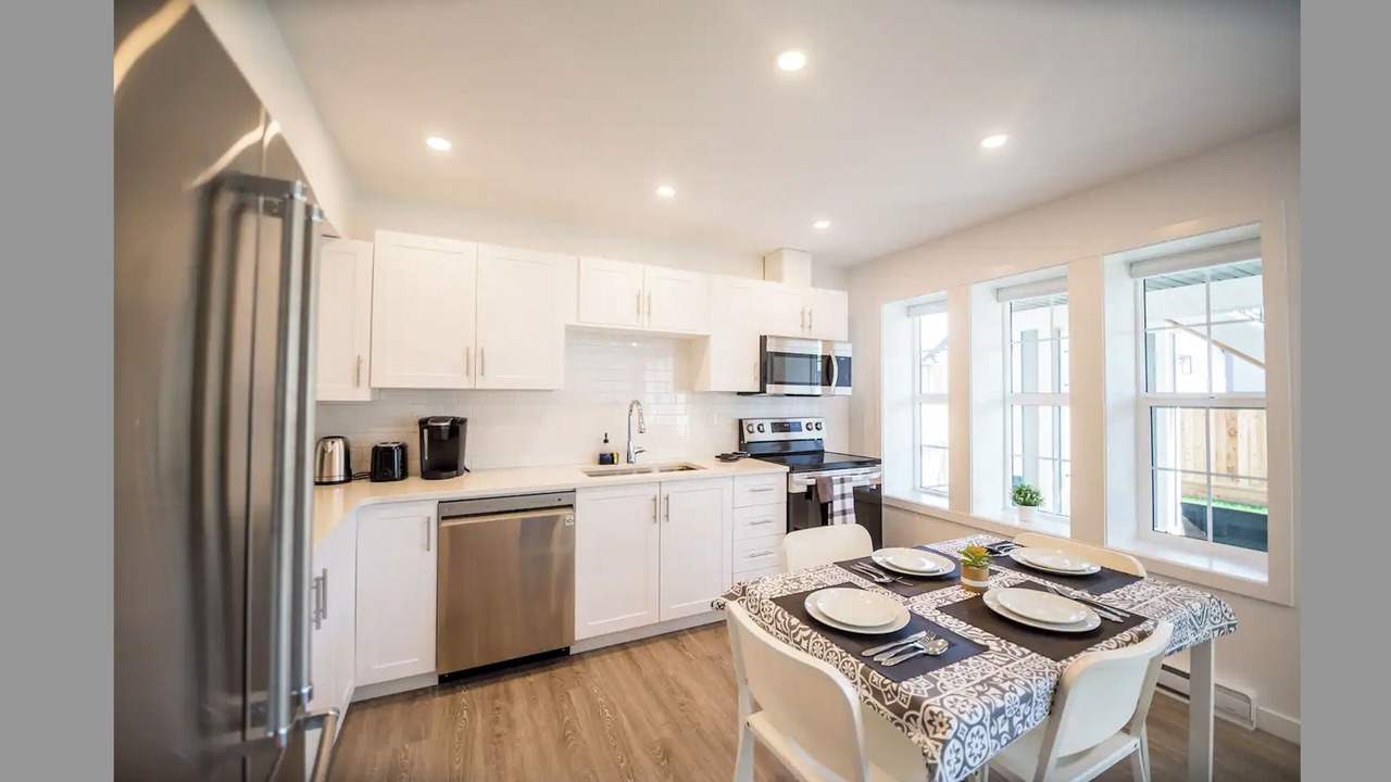 Photo of Kitchen in Colwood