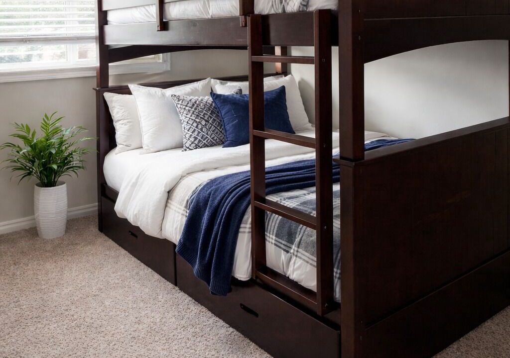 Photo of Bedroom in Sylvan Lake