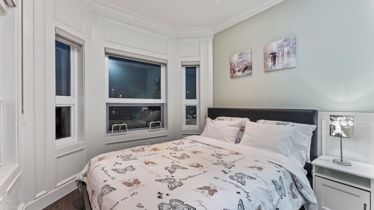Photo of Bedroom in Queensborough