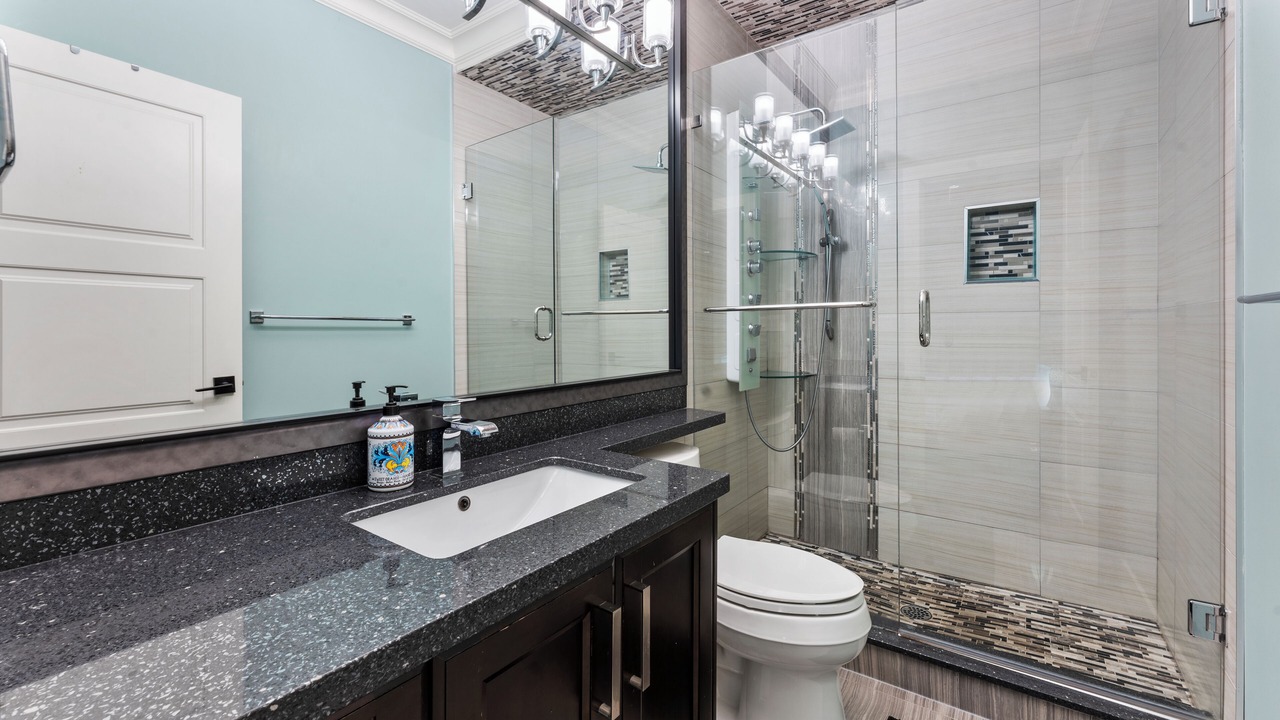 Photo of Bathroom in Queensborough