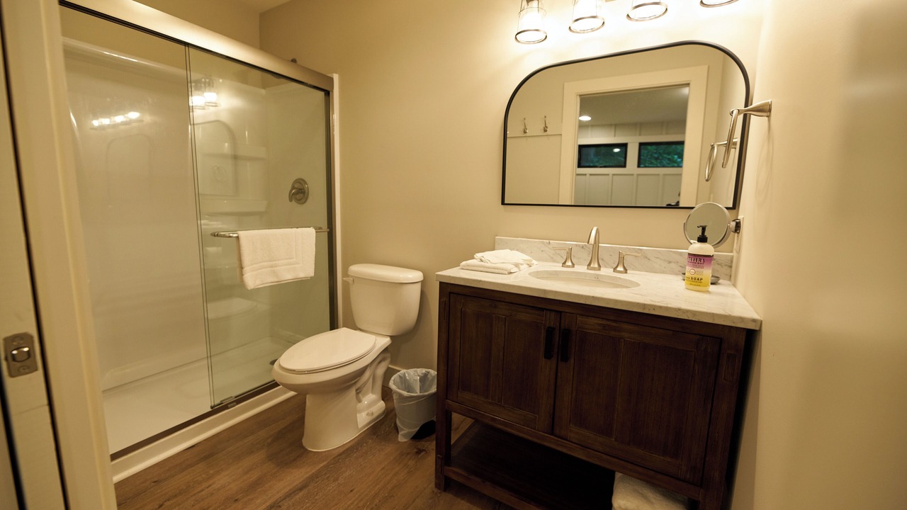 Photo of Bathroom in Cuyahoga Falls